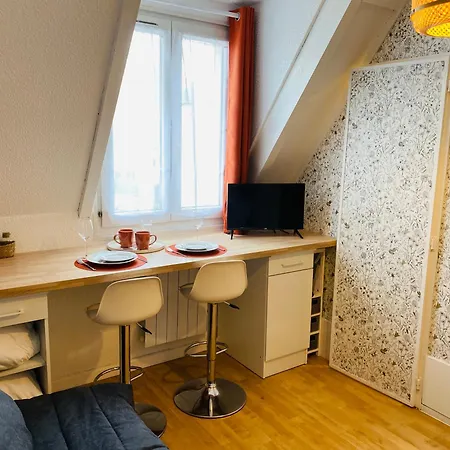 La Bellevue D'henry Apartamento